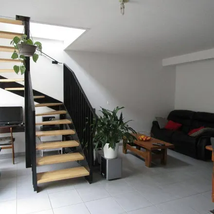 Rent this 3 bed apartment on 2 Chemin de Ferro Lébrès in 31100 Toulouse, France