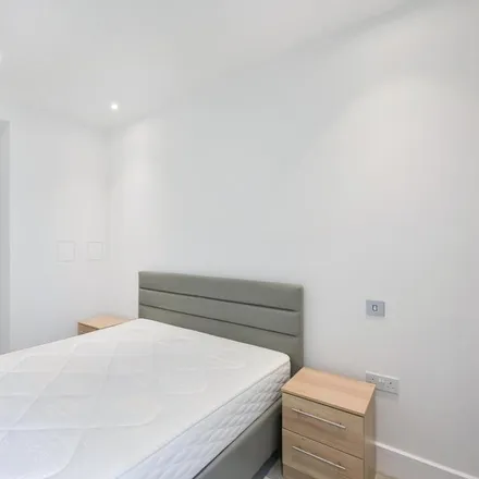 Image 9 - Neroli House, Canter Way, London, E1 8PS, United Kingdom - Apartment for rent