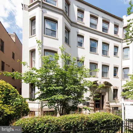 Buy this 3 bed condo on 1421 Columbia Road Northwest in Washington, DC 20009