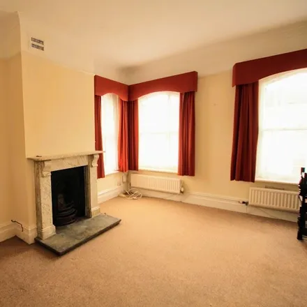 Image 2 - 22 Bath Parade, Cheltenham, GL53 7HU, United Kingdom - Apartment for rent