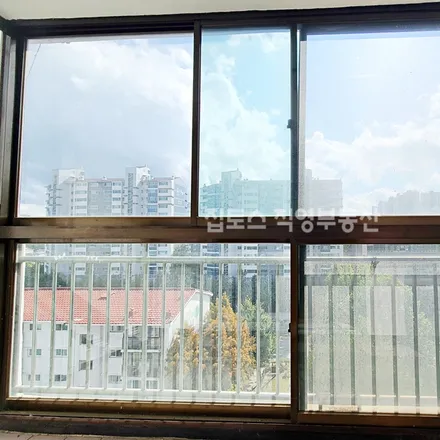Image 4 - 서울특별시 강북구 번동 242 - Apartment for rent