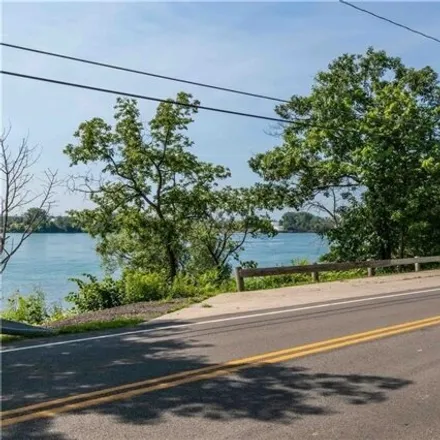Image 6 - 1952 East River Road, Grandyle Village, Grand Island, NY 14072, USA - House for sale