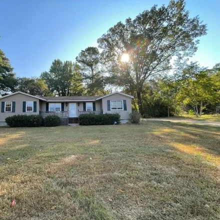 Buy this 4 bed house on 2350 Old Hwy 27 in Vicksburg, MS 39180
