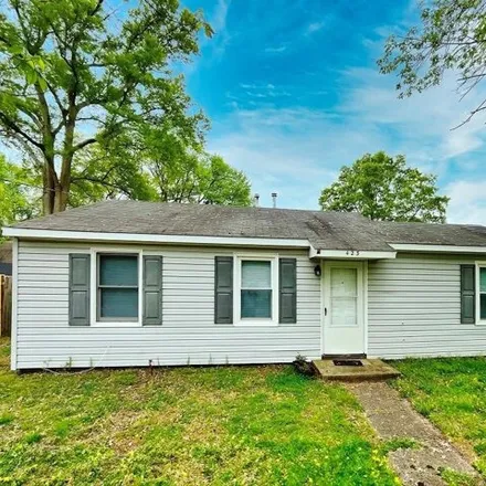 Rent this 3 bed house on 423 Shelton Road in Chesapeake Heights, Hampton