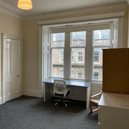 Image 3 - Digby Brown Solicitors, 16-18 Whitehall Street, Central Waterfront, Dundee, DD1 4AF, United Kingdom - Apartment for rent