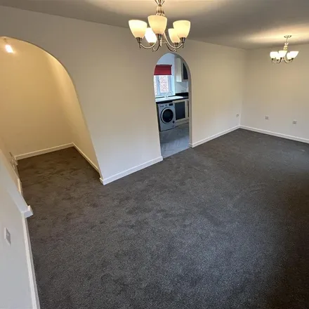 Image 2 - 10-22 Quayside Walk, Dudley Wood, DY2 9LD, United Kingdom - Apartment for rent