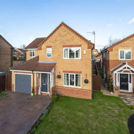 Image 1 - 5 Hopefield Crescent, Robin Hood, LS26 0GH, United Kingdom - House for sale