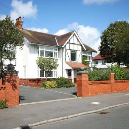 Image 2 - West Drive, Cleveleys, FY5 2BJ, United Kingdom - House for sale