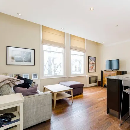 Rent this 1 bed apartment on 24 Pembridge Crescent in London, W11 3DY