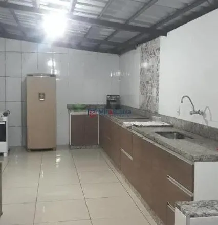 Buy this 4 bed house on Avenida Pinheiro in Timóteo - MG, 35181-678