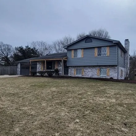 Buy this 4 bed house on 11451 Farmhill Drive in Tyrone Township, MI 48430