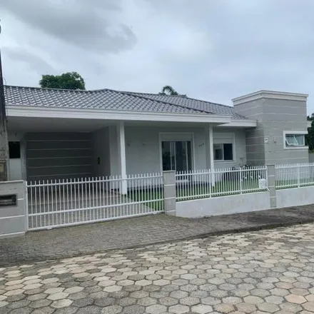 Rent this 3 bed house on Lanchonete e Petisqueira da Lola in Estrada do Forte 2662, Ubatuba