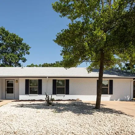 Buy this 3 bed house on 705 South Bowie Street in Fredericksburg, TX 78624
