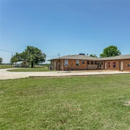 Image 5 - 208 County Road 292, Grayson County, TX 76233, USA - House for sale