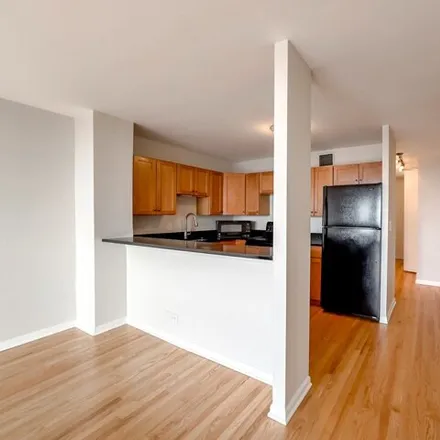Image 6 - American Towers, 1636 North Wells Street, Chicago, IL 60614, USA - Condo for rent