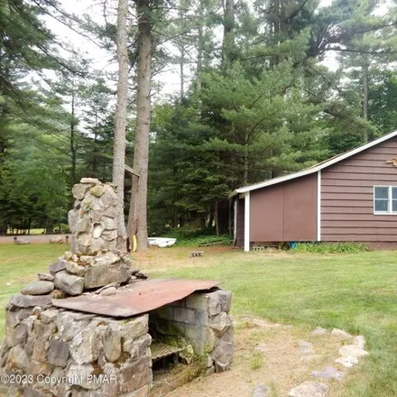 Image 3 - Iris Trail, Pocono Pines, Tobyhanna Township, PA 18350, USA - House for sale