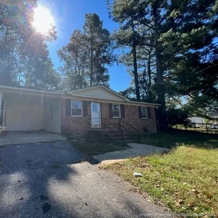 Rent this 3 bed house on 643 Woodburn Drive in Cumberland County, NC 28311