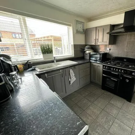 Image 4 - Langham Road, Raunds, NN9 6LB, United Kingdom - Duplex for rent