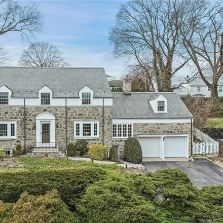 Buy this 4 bed house on 21 Tisdale Road in Scarsdale Park, Village of Scarsdale