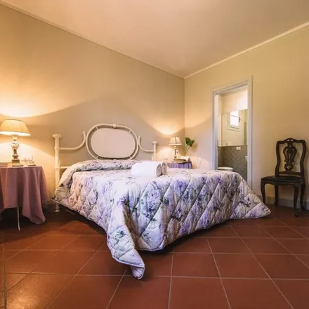 Rent this 2 bed apartment on Florence