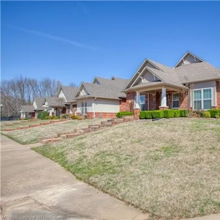 Image 2 - 93 Stone Gate Court, Fort Smith, AR 72916, USA - House for sale