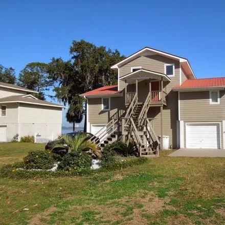 Rent this 3 bed house on 146 Midway Circle in Blythe Island, Brunswick