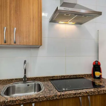 Rent this 2 bed apartment on Calle Alta in 20, 29012 Málaga