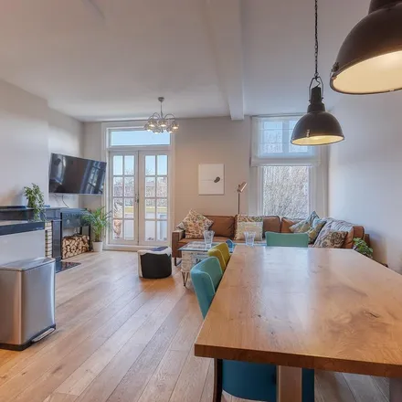 Rent this 2 bed apartment on Jozef Israëlslaan 10C in 2596 AP The Hague, Netherlands