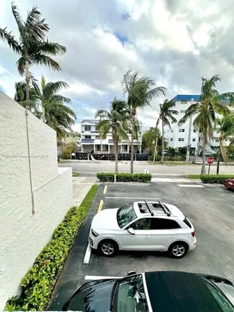 Image 4 - 3745 Northeast 171st Street, Eastern Shores, North Miami Beach, FL 33160, USA - Townhouse for rent