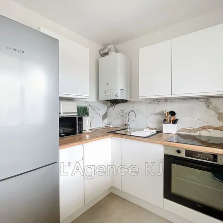 Image 5 - 20 Avenue Docteur Fabre, 06160 Antibes, France - Apartment for rent