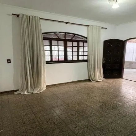 Rent this 4 bed house on Rua Jaime Tracana in Quitaúna, Osasco - SP