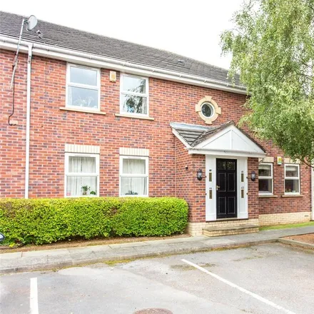Rent this 2 bed apartment on Barbican Mews in York, YO10 5BZ
