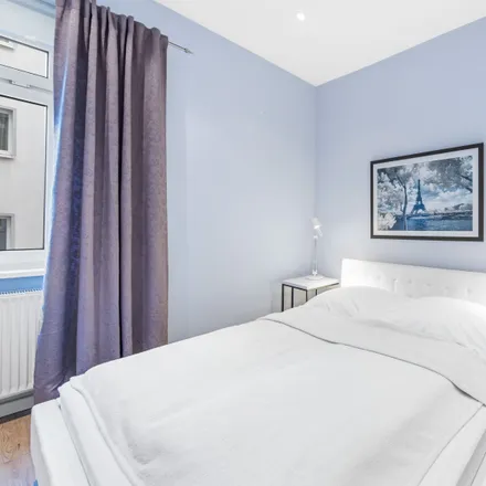 Rent this 1 bed apartment on Aurelio Monaco in Knaackstraße 86, 10435 Berlin
