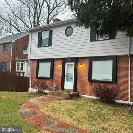 Rent this 3 bed house on Colesville Rd Alley in North Hills Sligo Park, Silver Spring