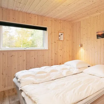Rent this 4 bed house on Hals in Færgevej, 9370 Hals