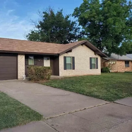 Rent this 3 bed house on 1717 Grandview East in Wichita Falls, TX 76306