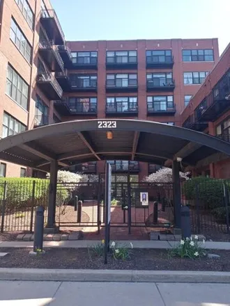 Buy this 1 bed condo on 2323 West Pershing Road in Chicago, IL 60009