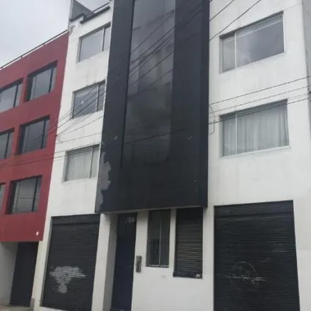 Rent this 3 bed apartment on De los Floripondios in 170138, Quito