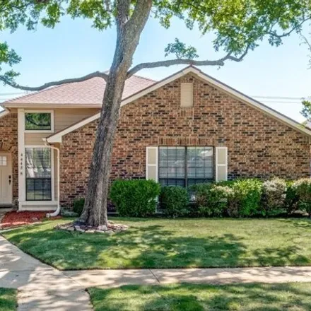 Buy this 3 bed house on 4444 Junction Drive in Plano, TX 75093