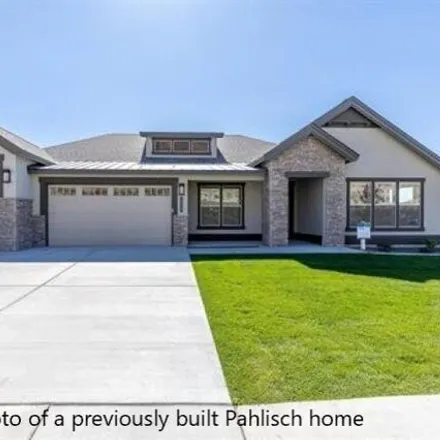Buy this 4 bed house on Delta Street in Richland, WA 99352