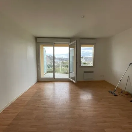 Rent this 2 bed apartment on 18 Place Duclos Pinot in 22100 Dinan, France