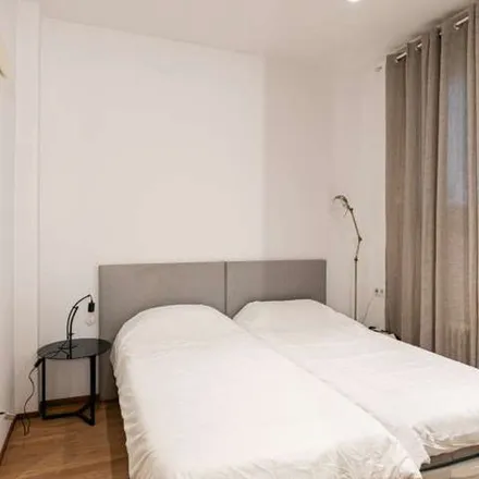 Rent this 3 bed apartment on Carrer de París in 175, 08001 Barcelona