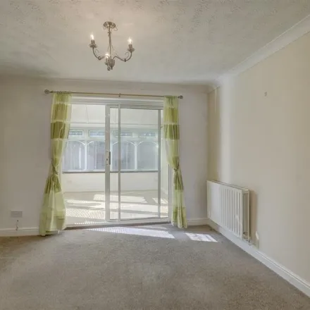 Image 4 - Mulberry Close, West Bridgford, NG2 7SS, United Kingdom - House for rent