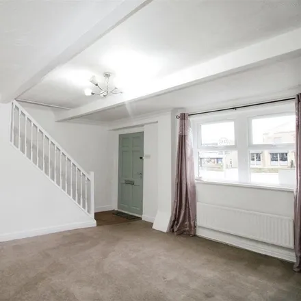 Image 2 - Mortimer Row, Bradford, BD3 8LN, United Kingdom - House for rent