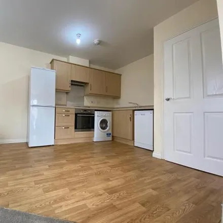 Image 1 - Hollins Court, Kenneth Close, Knowsley, L34 5NG, United Kingdom - Room for rent