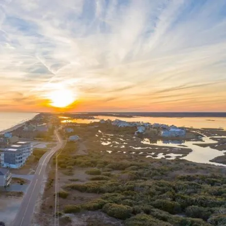 Image 4 - 934 New River Inlet Road, North Topsail Beach, NC 28460, USA - House for sale