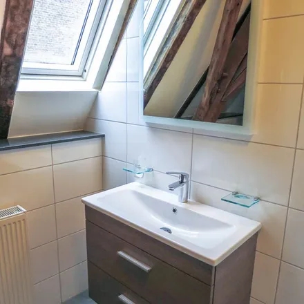 Rent this 4 bed apartment on Kleine Poot 14 in 7411 PE Deventer, Netherlands
