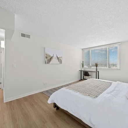 Rent this 3 bed apartment on Marina del Rey in CA, 90292