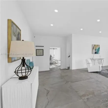 Image 2 - 888 West 47th Street, Miami Beach, FL 33140, USA - House for sale