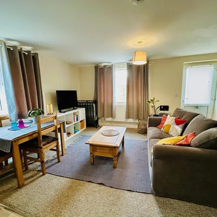 Rent this 1 bed apartment on Cromwell Close in Oxford, OX3 0RW